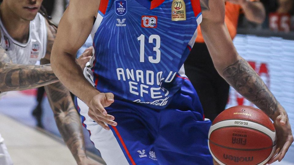 Anadolu Efes Avrupa kupalarında 817. randevuda