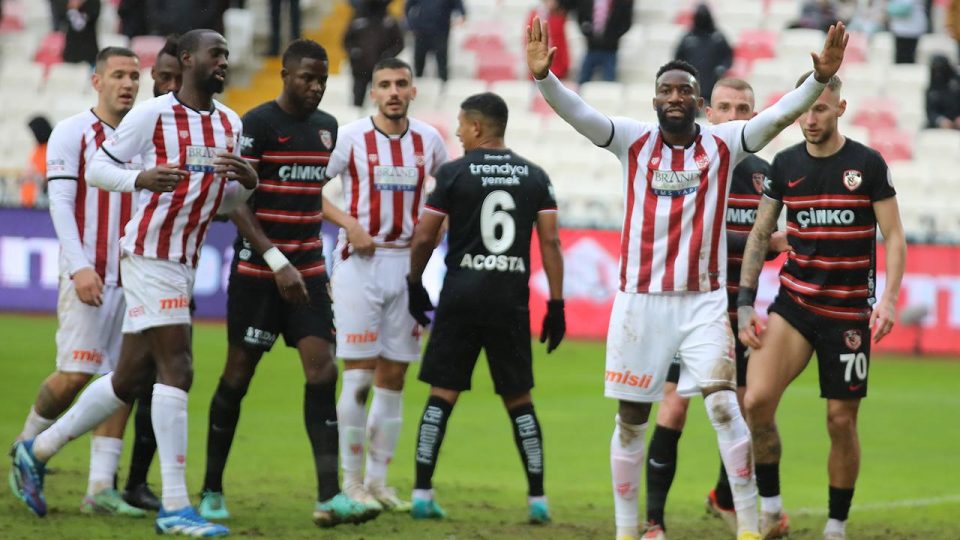 Sivasspor’un galibiyet hasreti 3 maça çıktı